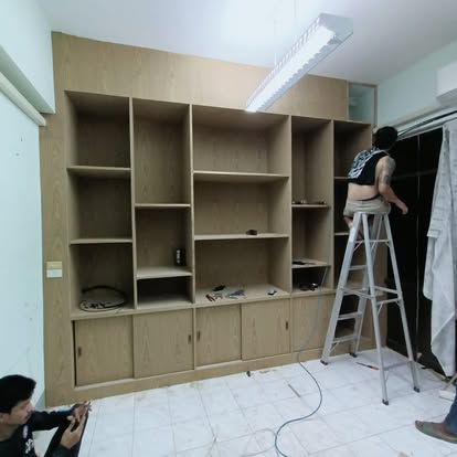Curved Fluted Panel Wall Design